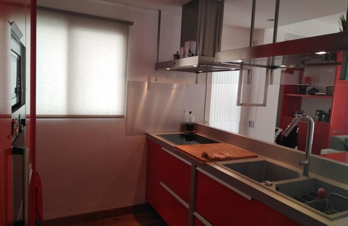 Poblats Maritims Condo | COMFORTABLE APARTMENT WITH WIFI, BETWEEN CITY OF ARTS AND BEACHES