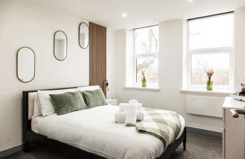 Preston Apartment | Comfortable Apartment in desirable area of Preston