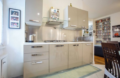 Quartiere XI Portuense Apartment | Comfortable apartment in strategic location