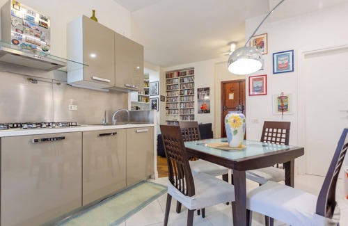 Quartiere XI Portuense Apartment | Comfortable apartment in strategic location