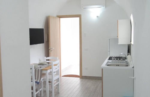 Terrasini House | Comfortable apartment near the sea with terrace near Palermo, Sicily