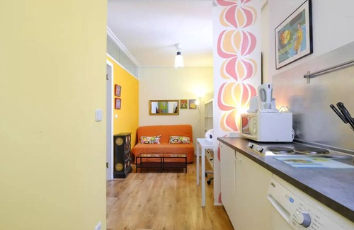 Trafalgar Apartment | Comfortable Budget Apartment Chamberi District Perfect Location Metro Bilbao