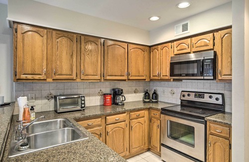 Far North Dallas Condo | Comfortable Dallas Condo Close to Attractions
