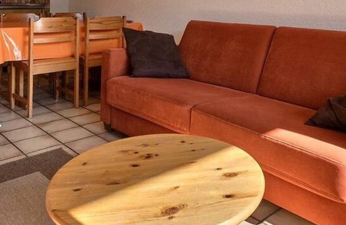 Grimentz Apartment | Comfortable flat for 2 to 4 people, living room with 1 double divan bed, kitchen area with dishwashe