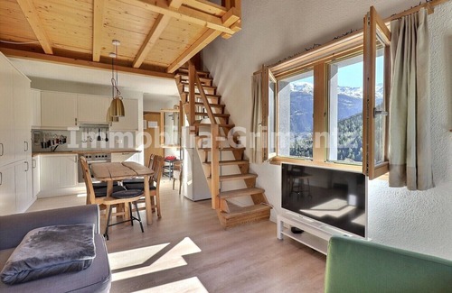 Grimentz Apartment | Comfortable flat on 2 levels for 6 people, living room, kitchen area with dishwasher, 1 bedroom with