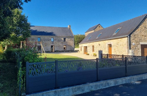 Landudal House | Comfortable gîte for 6 people located in a quiet village near Quimper.