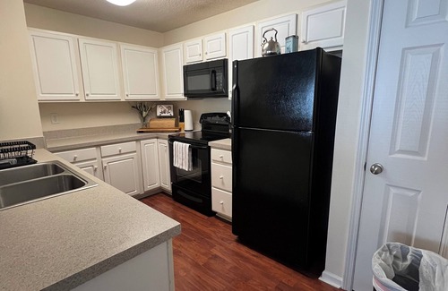 Jamestown Apartment | Comfortable Ground Floor Apartment 2BR/2BA