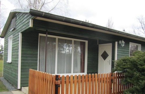 Zeulenroda-Triebes House | Comfortable holiday home at the Zeulenroda dam/bungalow village Zadelsdorf.