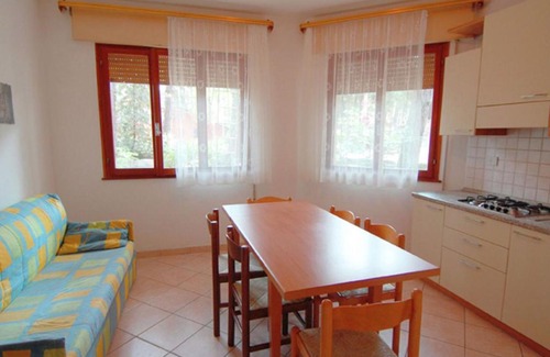 Rosolina Mare Apartment | Comfortable holiday home apartment near Venice with parking