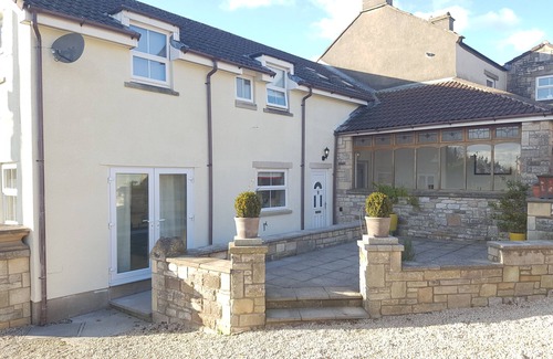 High Littleton House | Comfortable & Homely