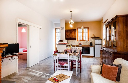 Macchino House | Comfortable Home Vittoria2 Among Greenery, Pistoia, Italy