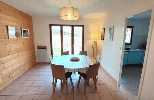 Audenge House | Comfortable House With Nice Garden In Audenge