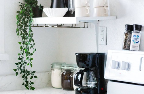 East Hill Apartment | Comfortable Retreat in Pensacola