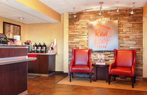 North Canton House | Comfortable Room Near Pro Football Hall of Fame, Just a 9 Min Drive Away