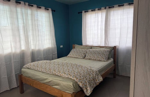 Honiara Bed & Breakfast | Comfortable Rooms at Lonely Hill Apartment