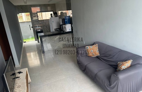 Tamoios House | Comfortable summer house 100 steps from the beach.