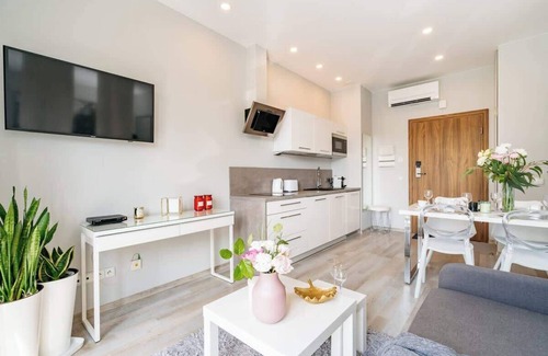 Stare Podgorze Apartment | Comfortable stay in the heart of Krakow