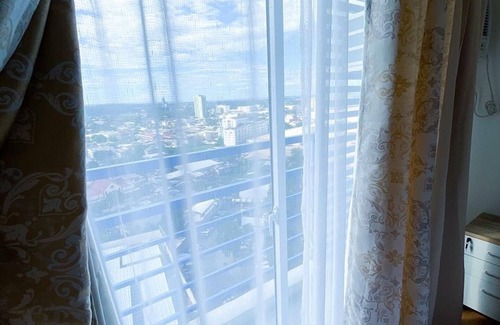 Cagayan de Oro Apartment | Comfortable Studio Unit for 3 in Limketkai