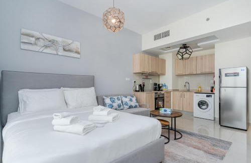 Business Bay Apartment | Comfortable Studio Stay with City Views