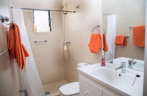 Macrodistrito Sur Apartment | Comfortable & Sunny House in La Paz