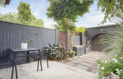 Leichhardt House | Comfortable Terrace in Central Location