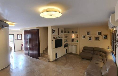 Mamilla House | Comfortable three bedroom cottage