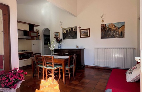 Bibbona House | Comfortable tuscan House. It welcomes you, embraces you, makes you feel at home