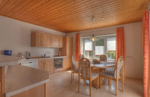Barnau House | Comfortable vacation where vacation is still relaxation.