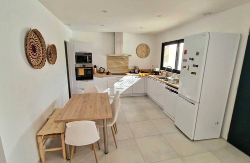 Bages Villa | Comfortable villa with private pool in quiet, secure residence