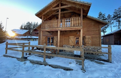 Le Devoluy Ski Chalet | Comfortable wooden chalet with Jacuzzi, ideal for the whole family!