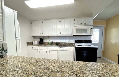 North Myrtle Beach House | Comfy 12br,Oceanfront,Sm Dogs,FREE Tickets,P472