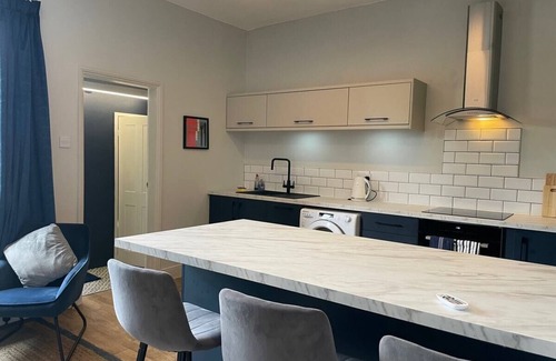 Alderley Edge Apartment | Comfy 1BD Retreat in the Heart of Alderley Edge