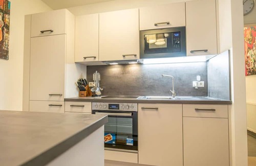 Vienna Apartment | Comfy 2BR&1LR Stylish Apartment, Around Donaustadt