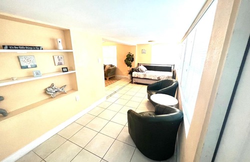 Delray Beach House | Comfy 3br Home in Downtown Delray - 6min to Beach