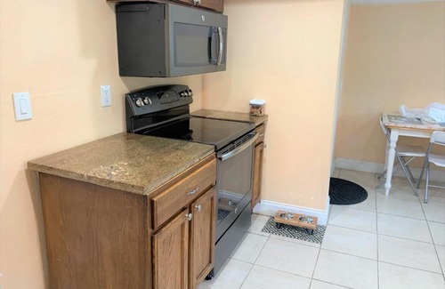 Delray Beach House | Comfy 3br Home in Downtown Delray - 6min to Beach