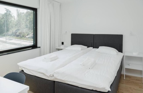 Lidingo Apartment | Comfy and well equipped Apartment w free parking