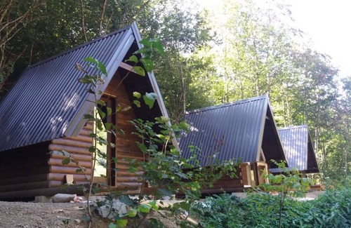Kolasin Municipality House | Comfy Bungalow With Tara River View