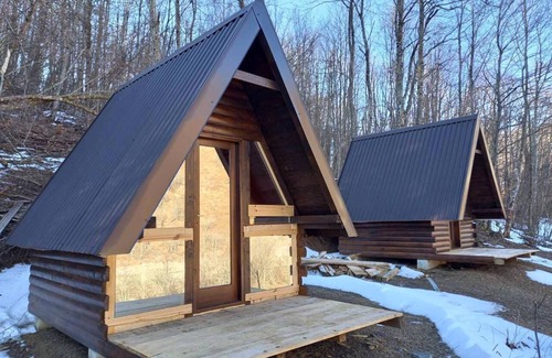 Kolasin Municipality House | Comfy Bungalow With Tara River View