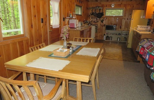 Freedom Cabin | Comfy Cabin on the Lake