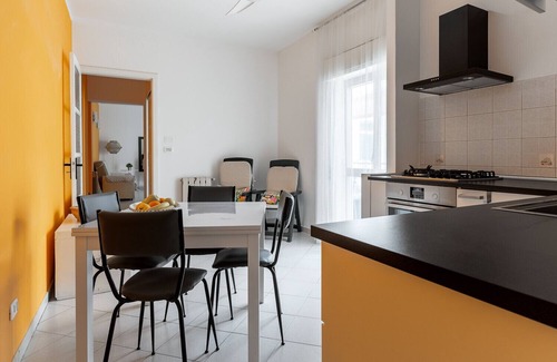 Santa Lucia Apartment | Comfy Central Apartment by Wonderful Italy