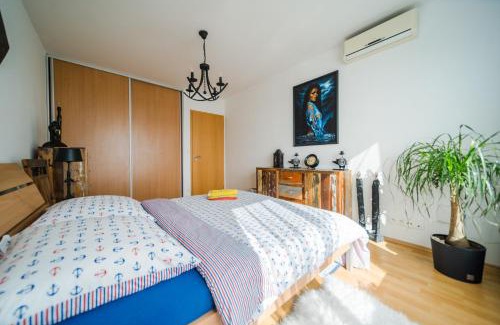 Nove Mesto Apartment | Comfy condo on the 20th floor & FREE parking