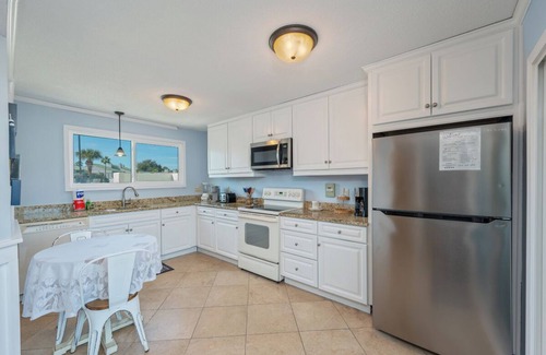 Destin House | Comfy & Cozy Townhome at Shoreline Towers