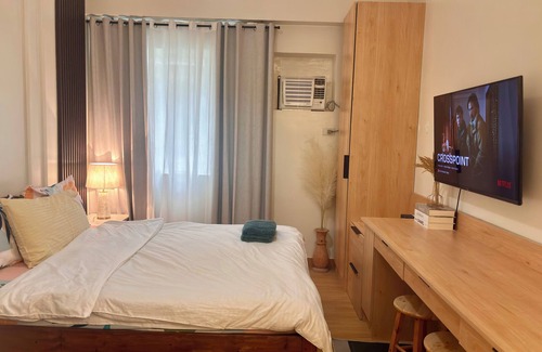 Novaliches Condo | Comfy Queen Size Bed w/Netflix, Near Mall