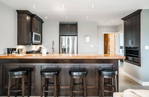 Niagara-on-the-Lake House | Comfy Renovated Niagara Vineyard 2 Bdrm Farm Home