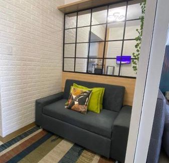 Las Pinas Apartment | Comfy Studio unit with Wi-fi, Las Piňas City, parking rent optional