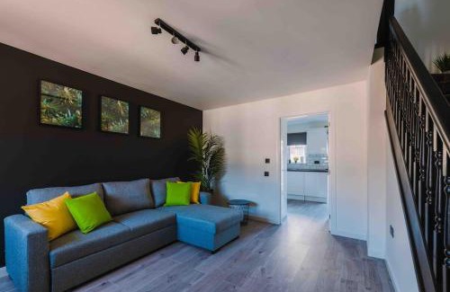 East End House | ComfySleep ApartHOUSE