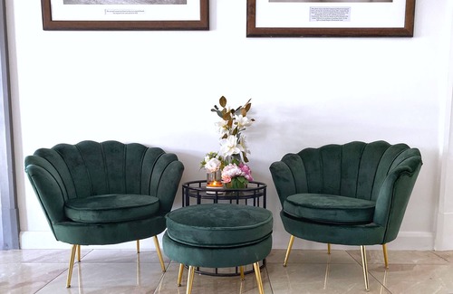 Hay Hotel | Commercial Hay Hotel