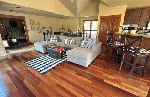 Cle Elum House | Commodious Country Hideaway nestled in Suncadia.