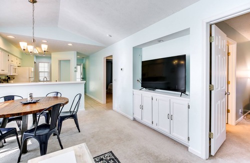 Longs Condo | Community Perks & Golf Course Views: Longs Condo