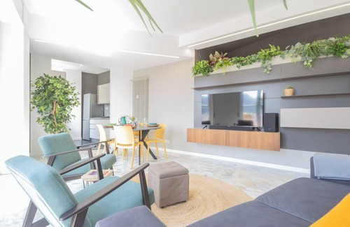 Como Apartment | Como Panorama - Two Bedroom Apartment, Sleeps 5